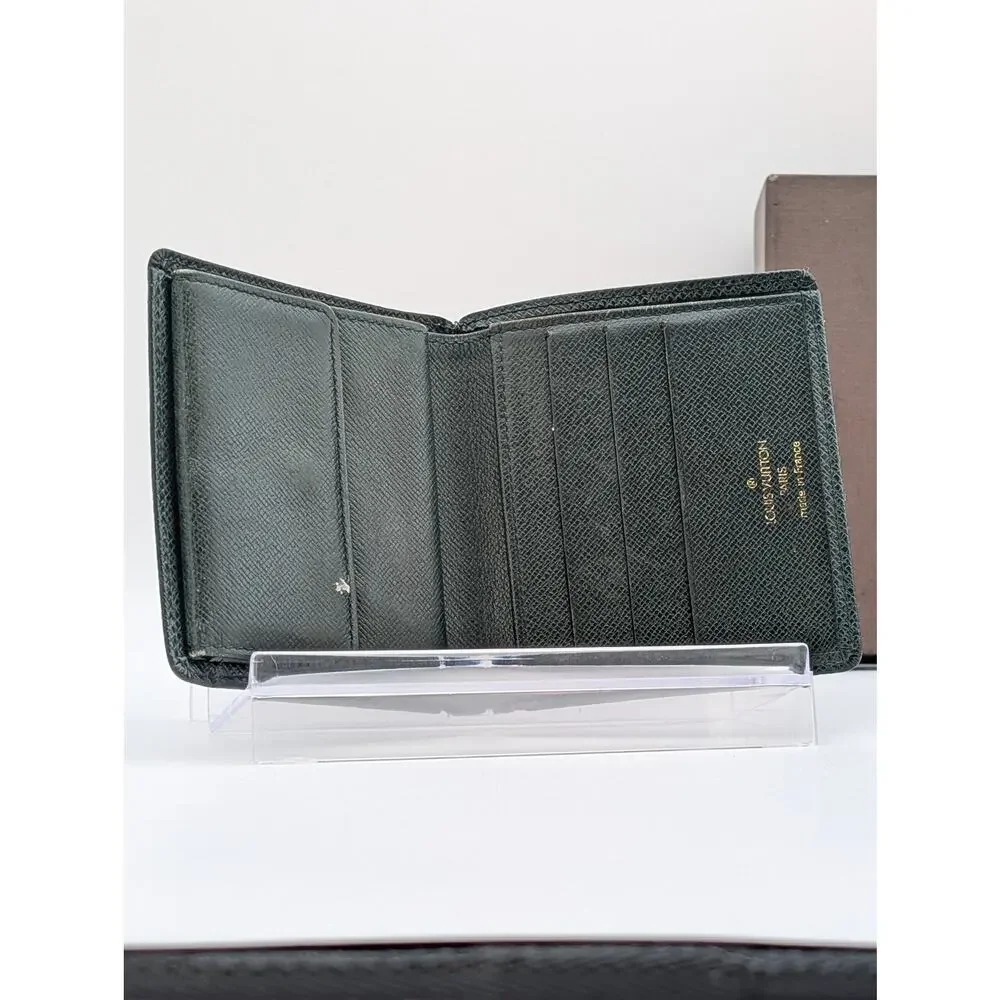 Auth Louis Vuitton with COA Taiga Bifold Wallet – Green